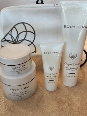 Nwt Body Firm Crêpe Erase Body Smoothing 4 Pc Set Bonus Travel Bag